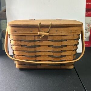 Vintage Longaberger  Handwoven Basket made in the USA​​​